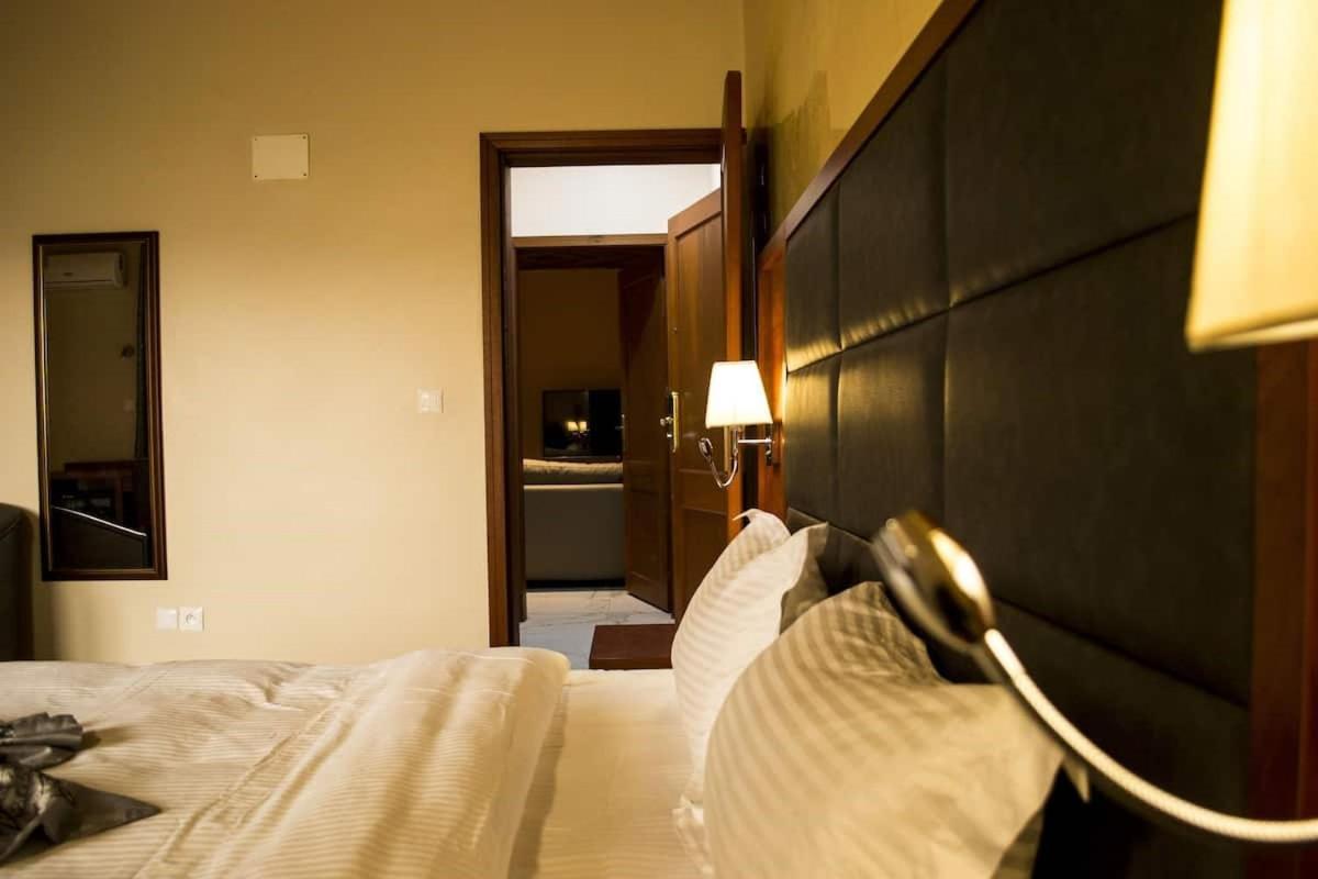 Hotel Jouvence International Yaoundé Zewnętrze zdjęcie