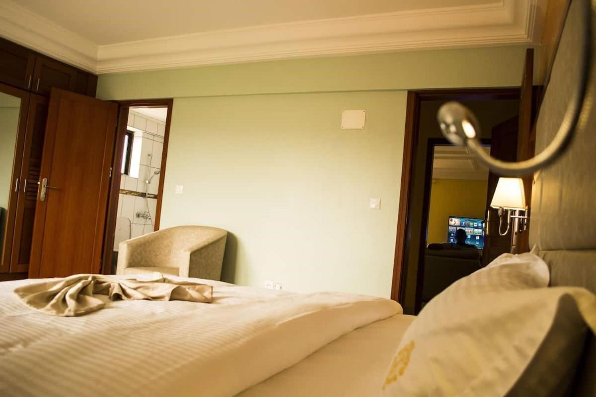 Hotel Jouvence International Yaoundé Zewnętrze zdjęcie